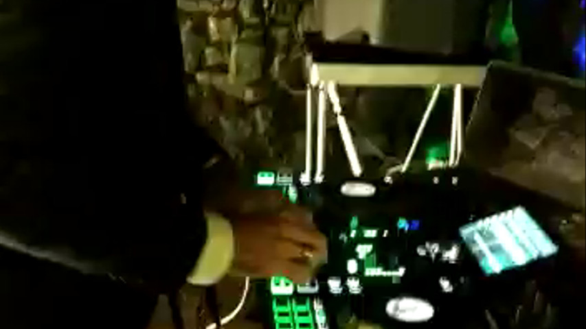 Dj set 