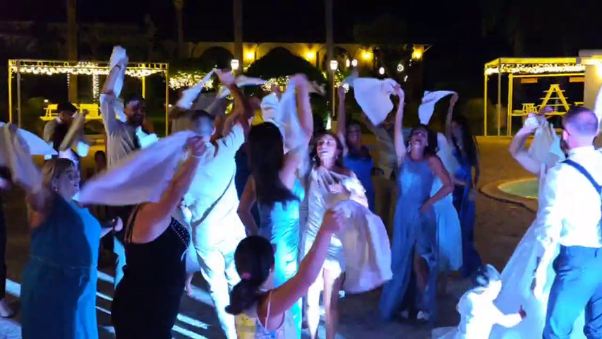 BEATS WEDDING 