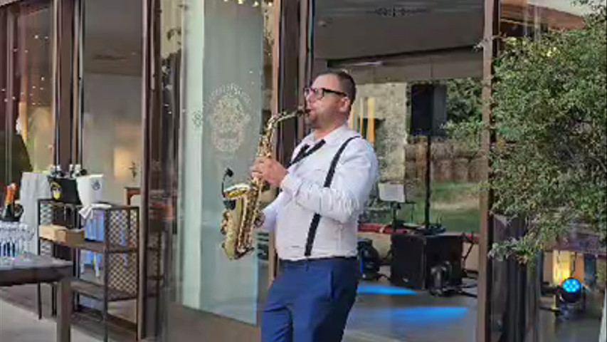 Jimmy Sax - No man no cry