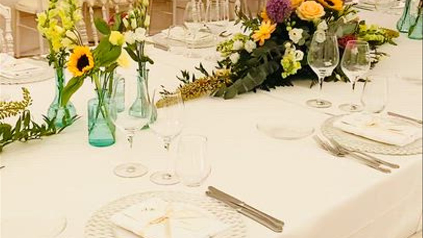 Allestimento tavoli