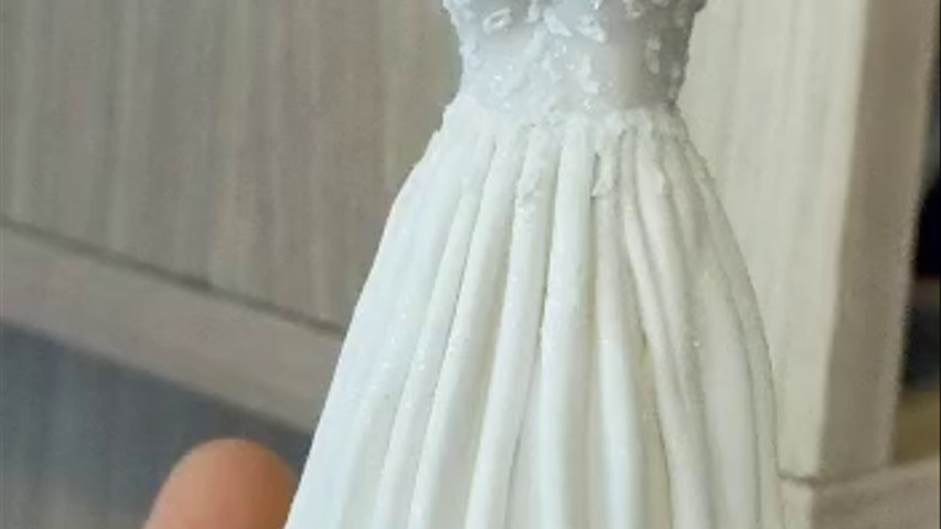 Abito da sposa con brillantini