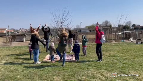 Divertiamoci con lo yoga per tutti 