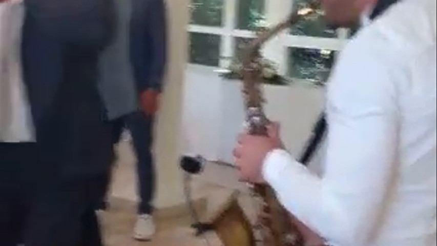 Wedding - Sax Show ...Gli Sposi Ballano