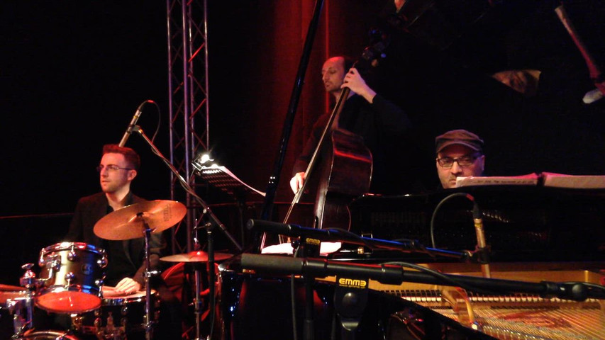 Trio Jazz - Have you met miss jones 