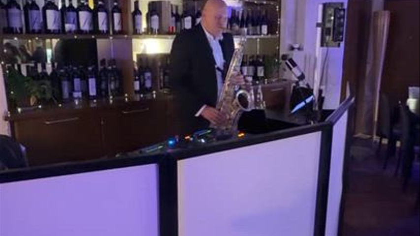 DJ Sax aperitivo 