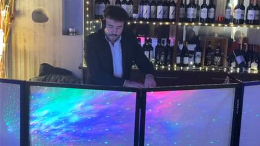 DJ Sax party
