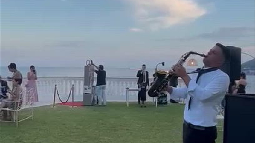 sax