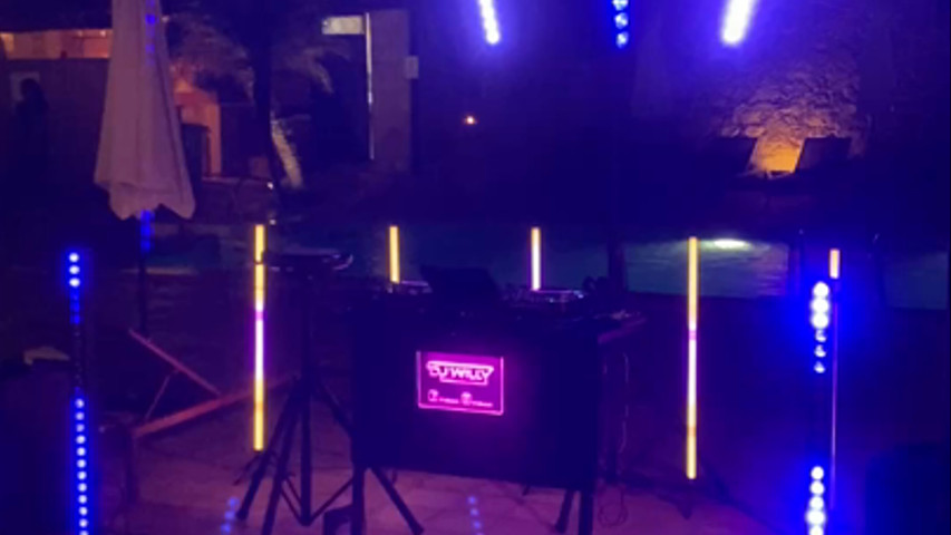 Postazione semplice + Tubi led 