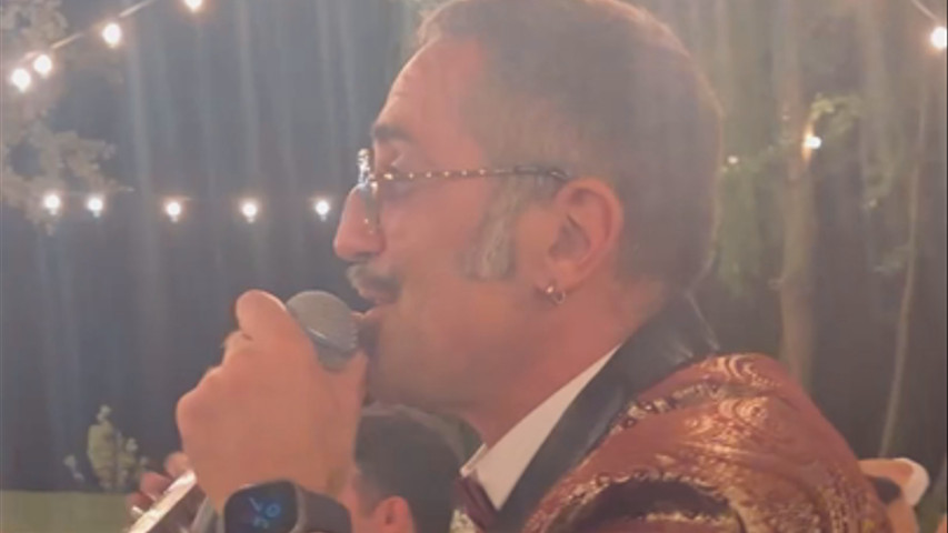 tutti cantano Volare