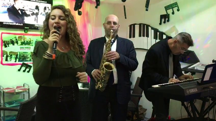 Trio Piano, Voce e Sax Estate