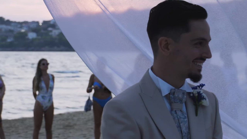 Qualche secondo di un matrimonio in spiaggia 