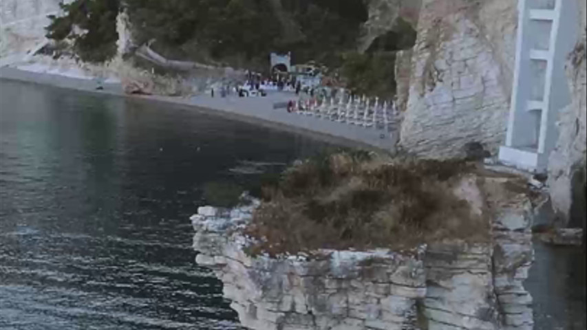 Celebrazione a Baia dei Faraglioni 