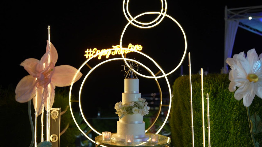 WEDDING CIRCUS