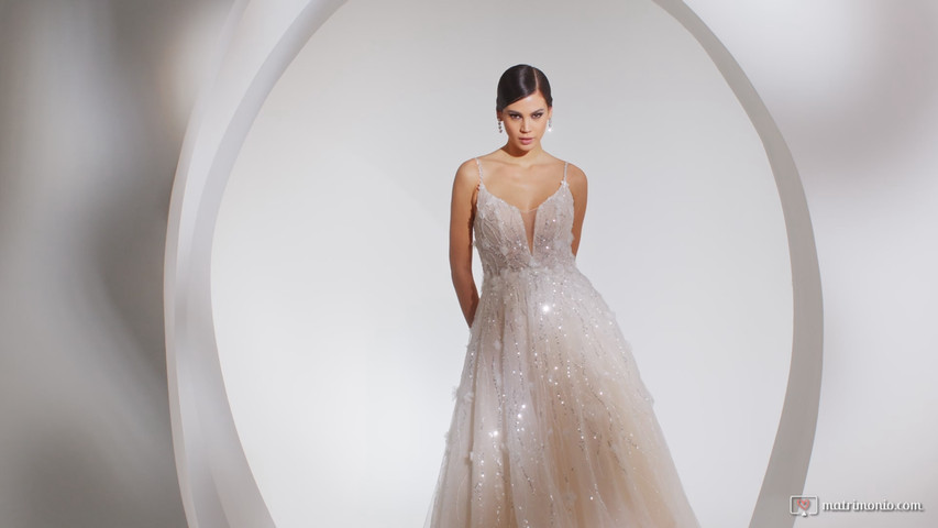 Nicole Couture | Pronovias Group