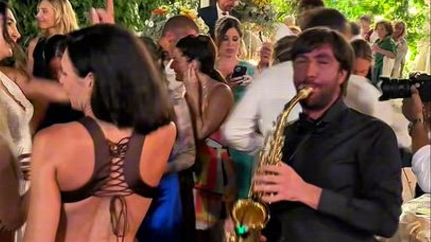 Si balla con il Sax Show! 