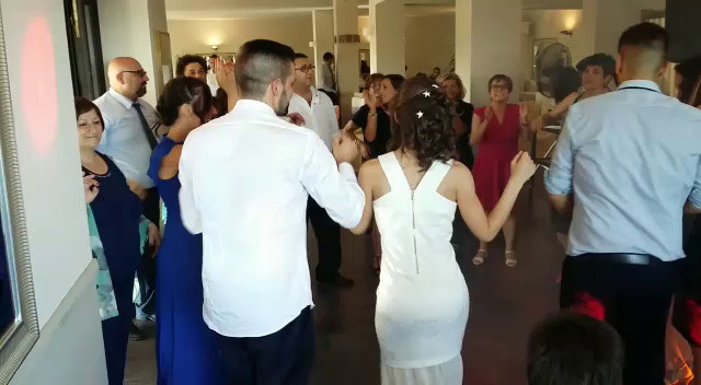 La sposa balla 