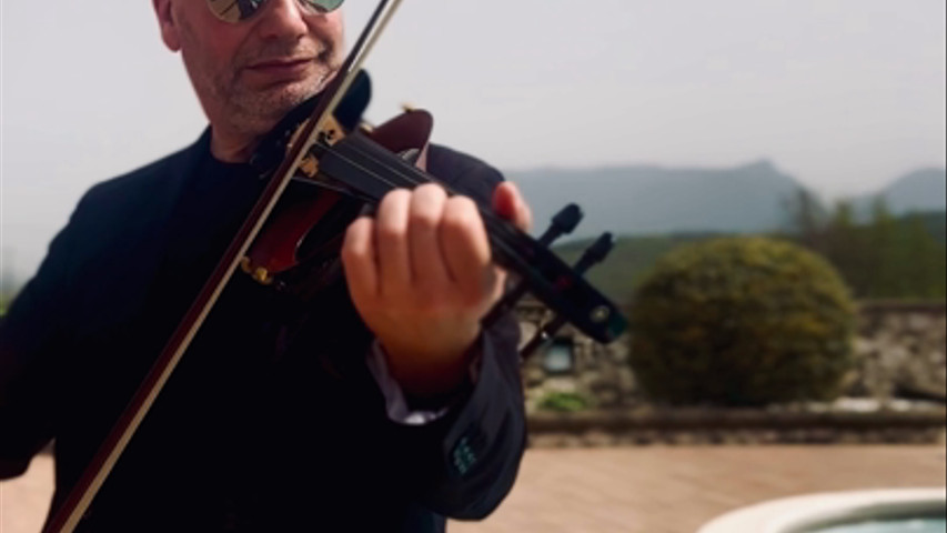 Violin Bar