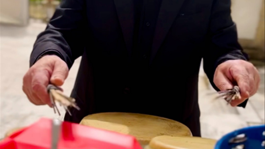 Marimba e percussioni...