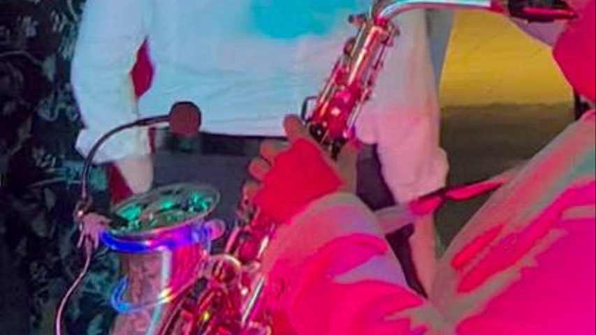 Che serata indimenticabile a villacornaro ! What an unforgettable evening at villacornaro! Was für ein unvergesslicher Abend in der villacornaro !