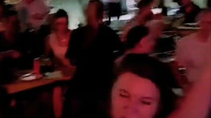 Jailhouse Rock - Live e pista piena