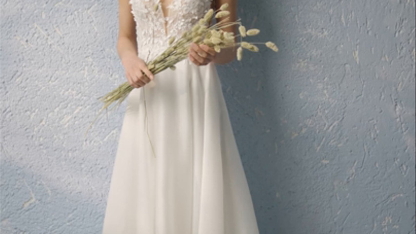 Abito da Sposa "Begonia" by Maison Signore