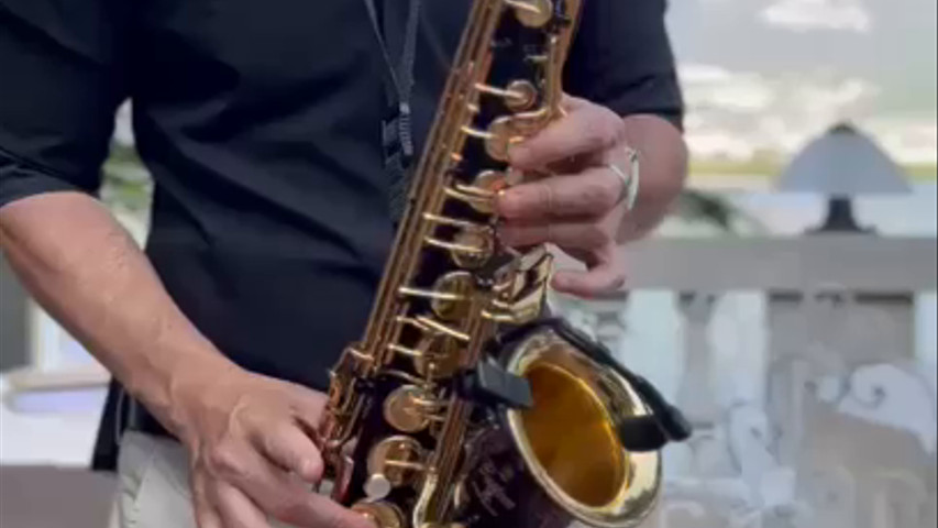 Live Sax Performer