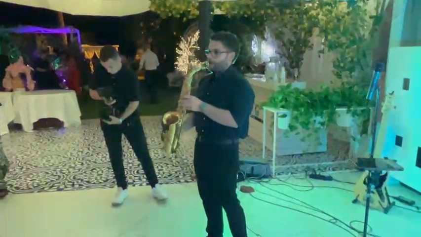 Sax