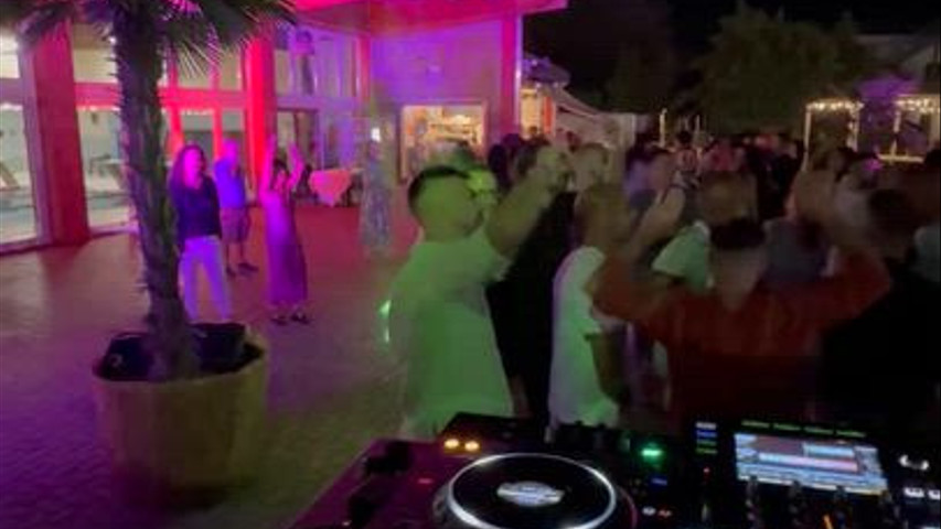 Evento Aziendale | Timur Sax & DJ