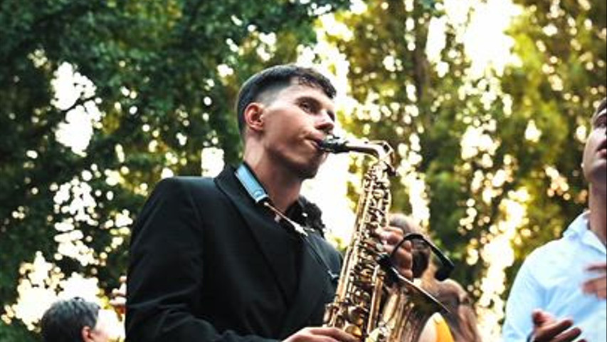 Aperitivo coinvolgente | Sax Live Experience