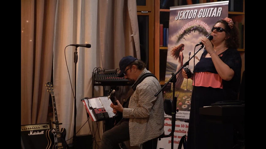 Jektor guitar live 