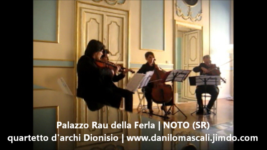 Playing love Concerto Noto