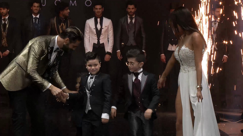 Video Petrelli UOMO- KIDS EDITION, stesso abito sposo e bambino