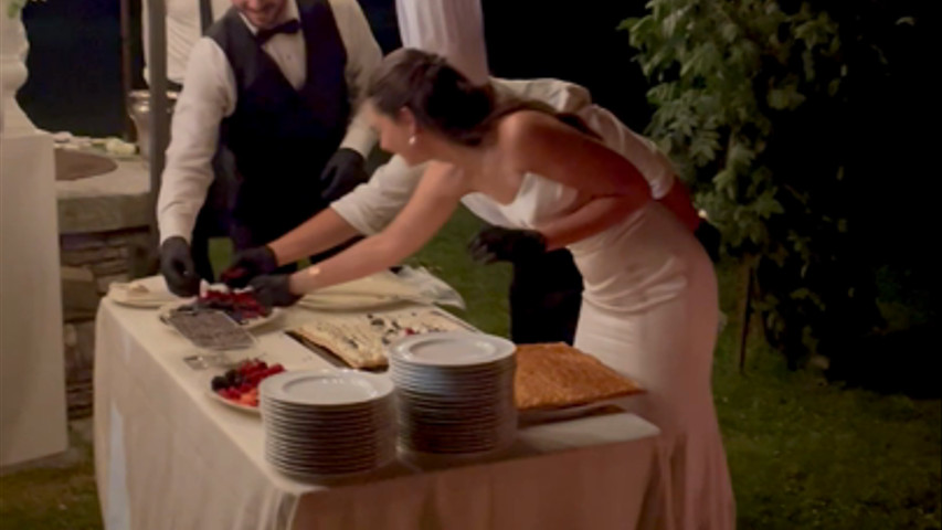 Let’s make the cake! 