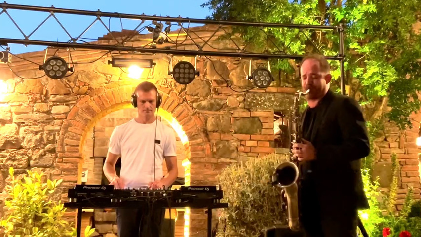 Dj set & sax live performance