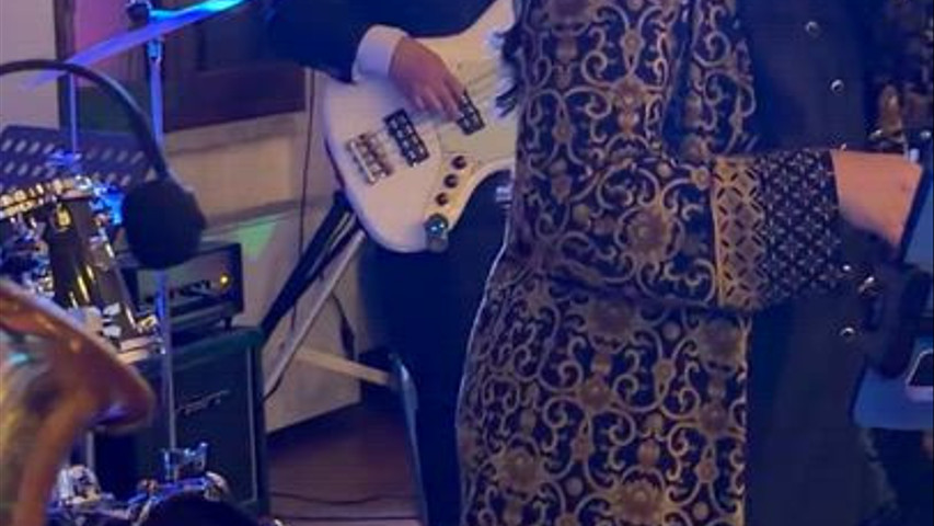 Live band dance