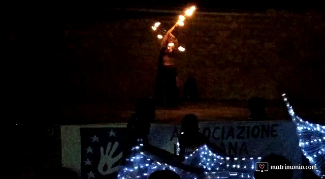 Danza del ventre spettacolo fuoco e led 