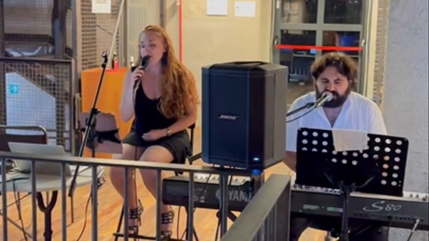 Zombie - The Cranberries - Acoustic Cover Piano e Voce