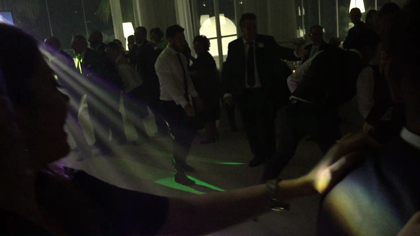 Dance e trenino amaluna