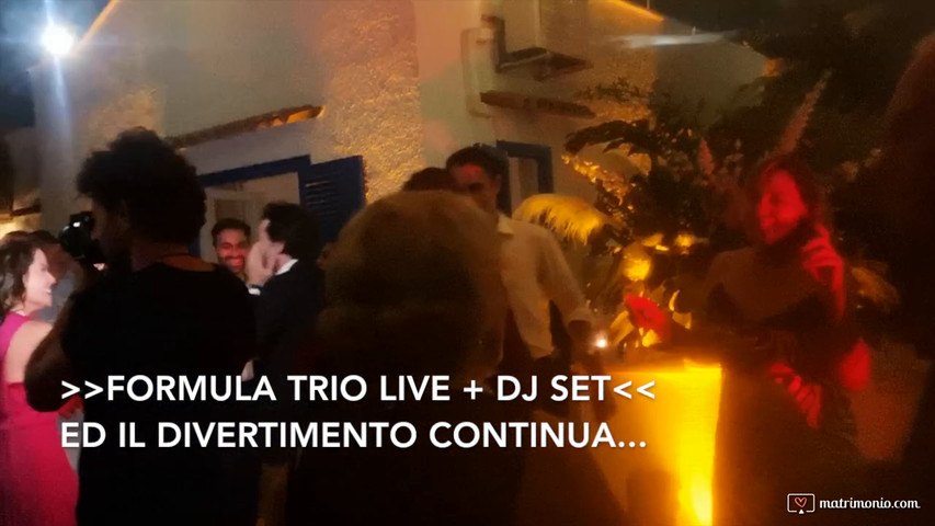Live Music + DJ Set Silvestri