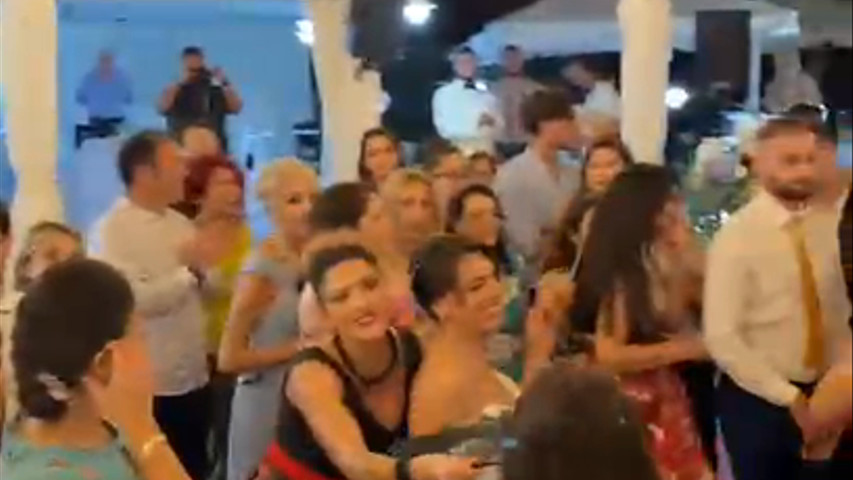 è sempre festaaaaaaaaaa