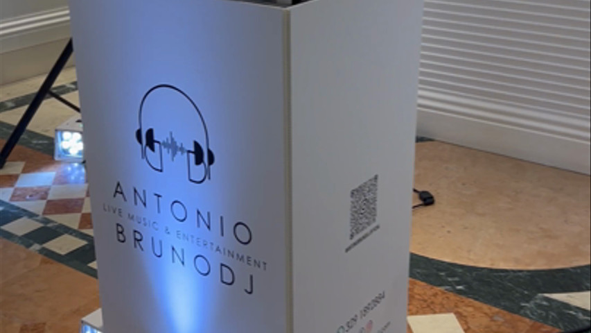 Antonio Bruno - Dj cantante