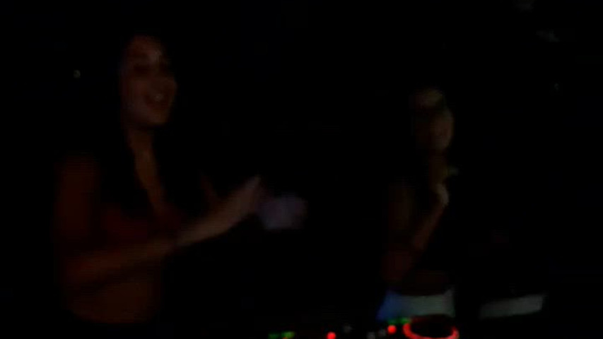 PARTY IN PISCINA