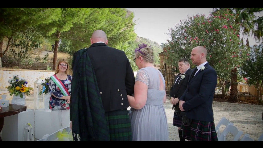 Matrimonio scozzese bilingue in kilt