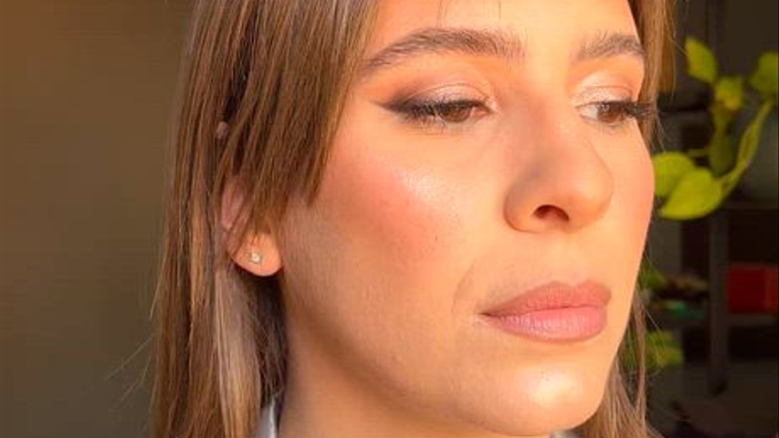 Naomi Budassi Make Up