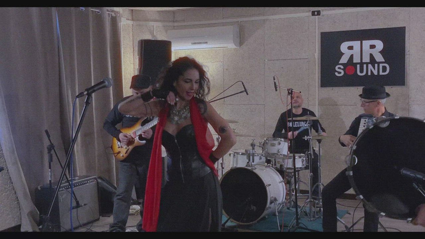 Live band 