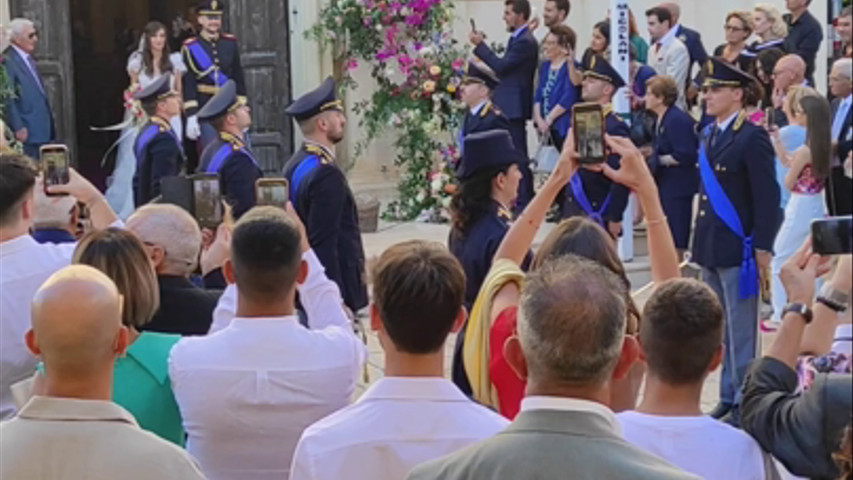 Servizio Carretto fuori dalla Chiesa