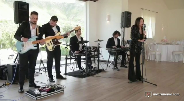 Amelia Sorvillo & 5/4 Live Band