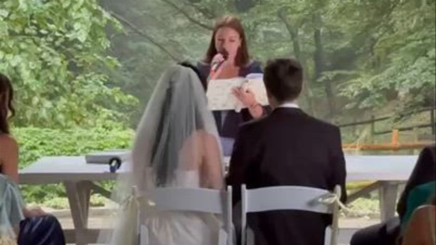 Wedding under the rain 