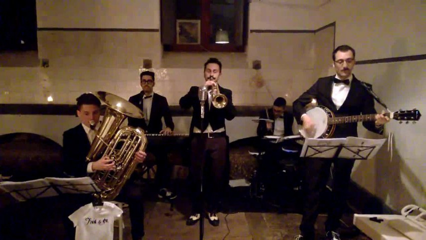 Dixie & Co. - when the saints go marching in (part 1)