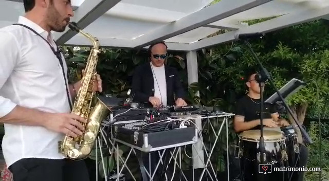 Trio sax dj e percussioni